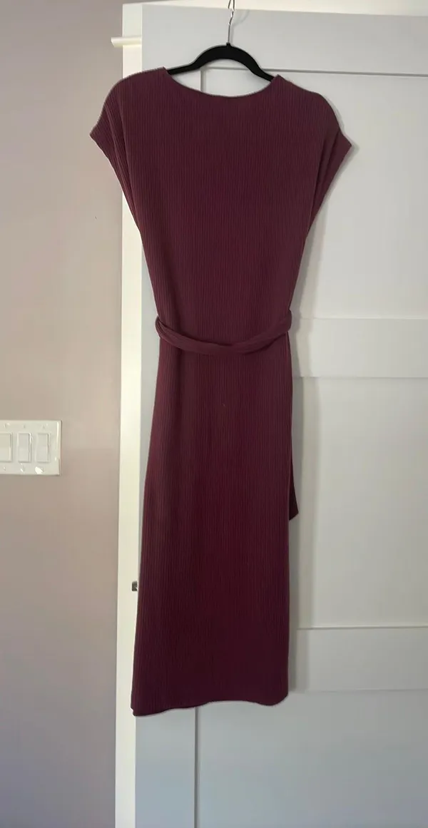 maroon oldnavy ribbed dress - Image 3