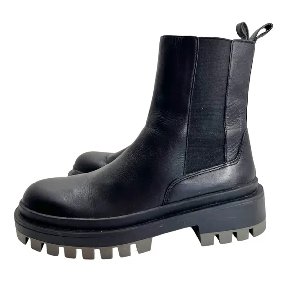 ZARA Chelsea Chunky Black Leather Ankle Boots - Image 2