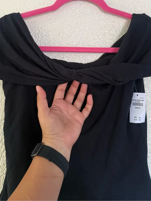 Abercrombie & fitch Black Off-Shoulder plain not scalloped edges size Medium NW - Image 3