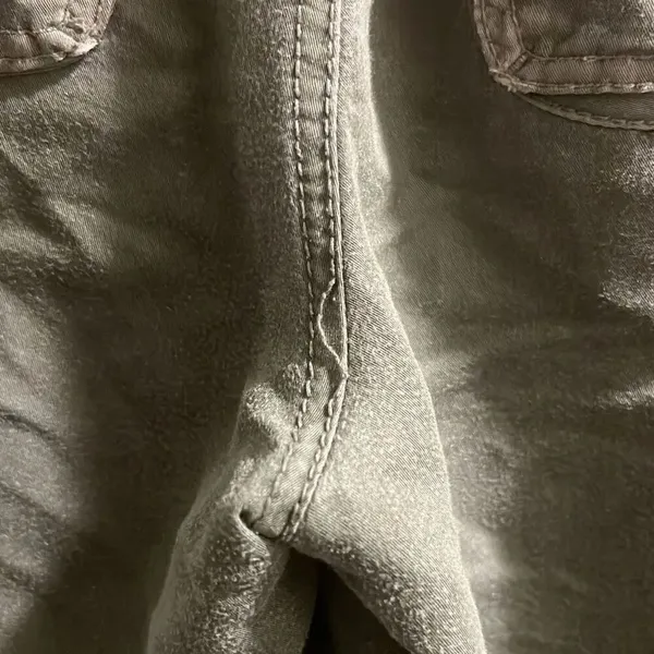 ✨Barneys New York Olive Green Rio Sz 29 Joggers✨ - Image 8