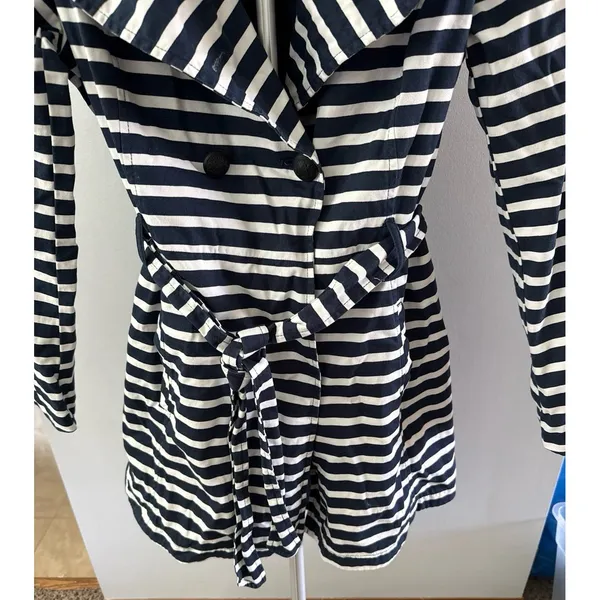 Express Women's Blue White striped double-breasted trench coat with belt Size M - Image 4