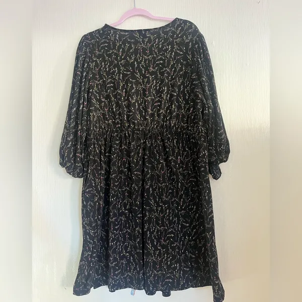 Ava & Viv Black Floral Long Sleeve Dress - Image 4