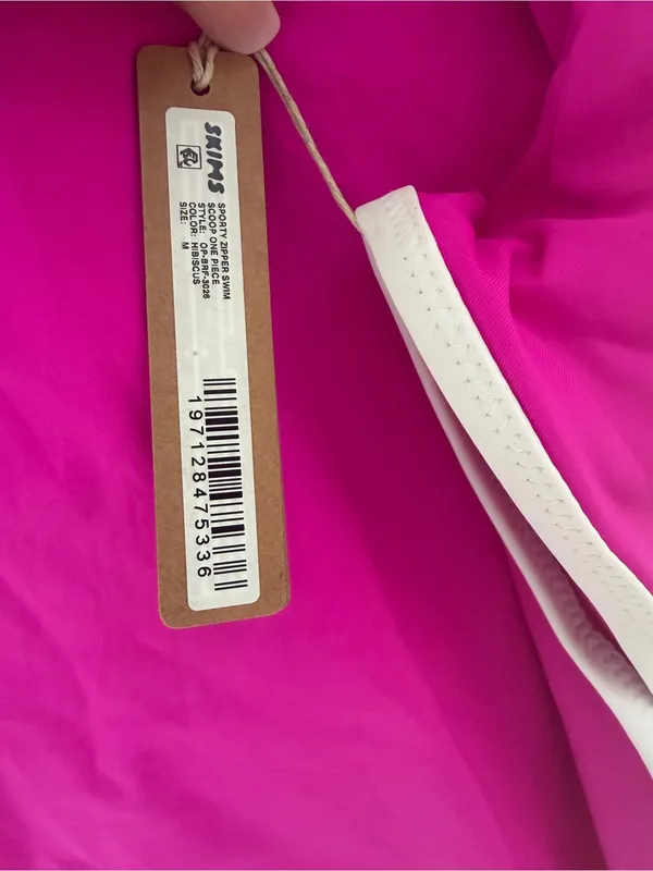 Skims- scoop neck one piece swimsuit - Image 7