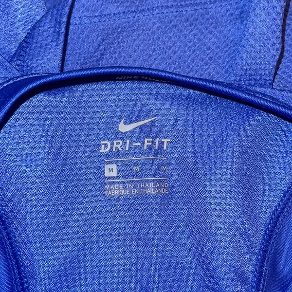😇NIKE DRI-FIT Periwinkle TANK, Size Medium - Image 3