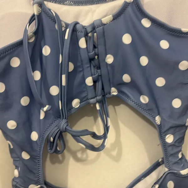 Womens Scoop Neck Cut Out Front Lace Up Back HighCut Monokini One Piece Swimsuit - Image 8