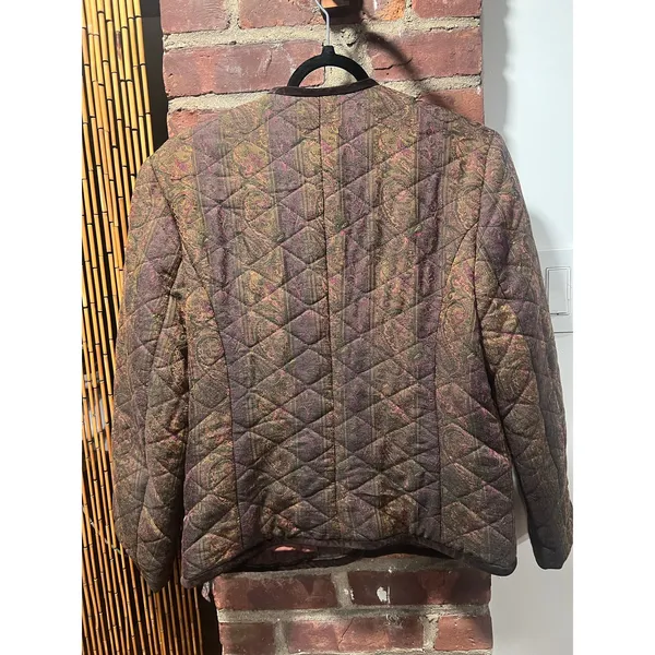 Vintage 80s Paisley Quilted Jacket Velvet Trim Dark Academia M - Image 10
