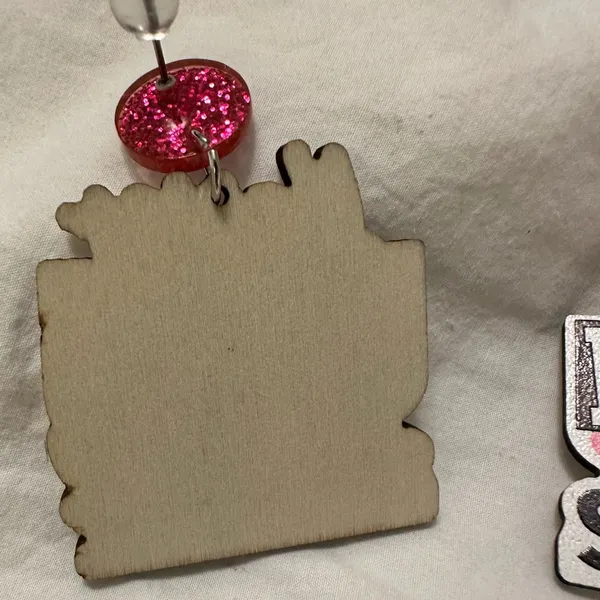 Happy first day of school earrings. - Image 4