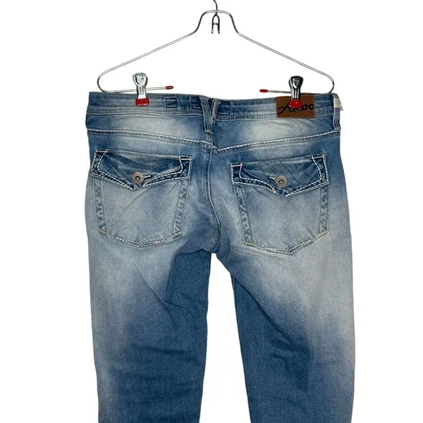 The Akoo Women's Jeans Comfort Stretch Low Rise Medium Wash Pants Sz.‎ 28 - Image 9