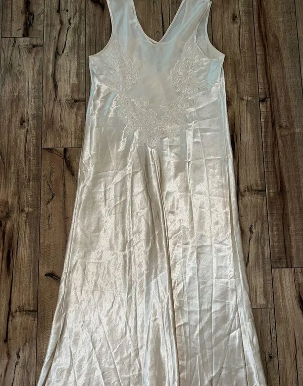 gold Victoria’s secret slip dress - Image 4
