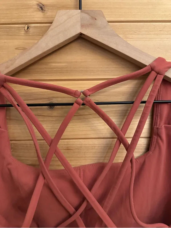 Buff Bunny Small Red Orange Strappy Sports Bra Activewear Stretchy Gym Hiking - Image 4