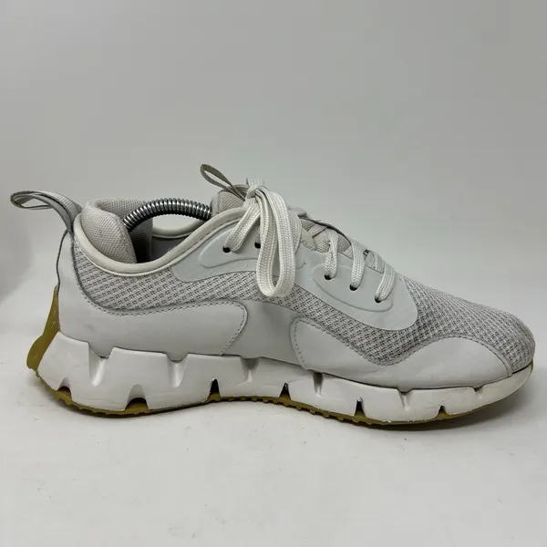 Reebok Zig Dynamica STR Women's‎ Running Shoes Size 7.5 Chalk White Gum Athletic - Image 6
