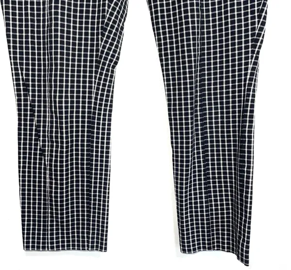 Essential Slim Black & White Plaid Print Cropped Pants - Image 7