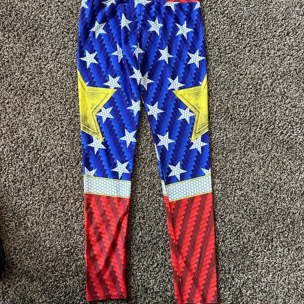 Wonder Woman Leggings Online Legging Store Sz Medium Halloween Workout DC comics - Image 5
