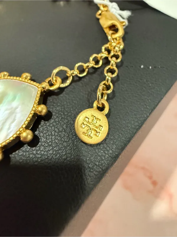 Tory Burch | Gold Plated Mother-of-Pearl Heart Link Bracelet - Image 4