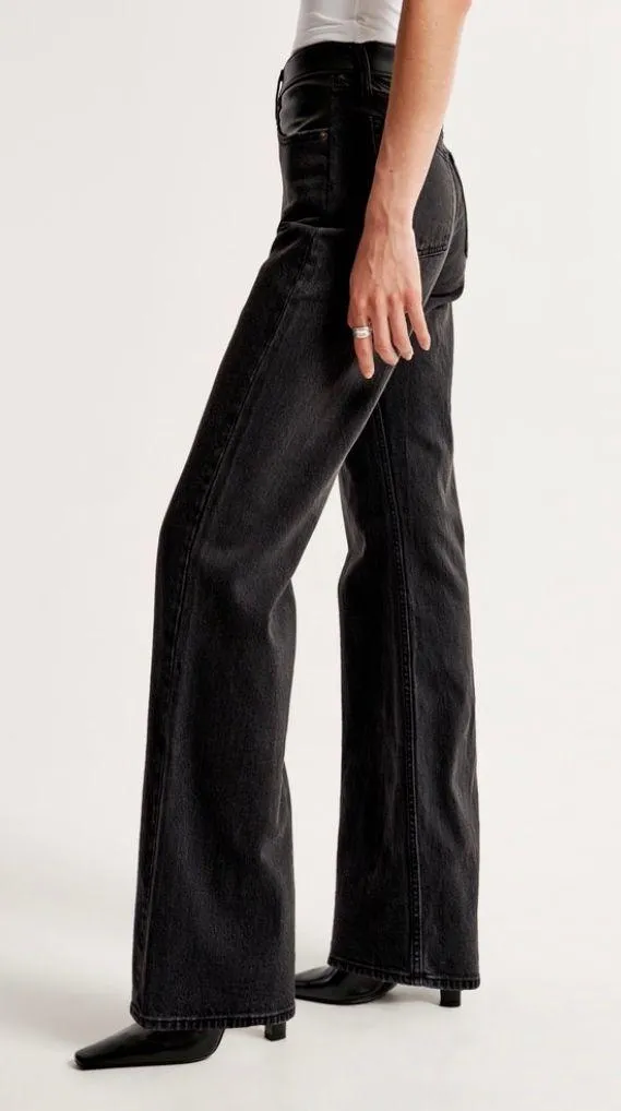 Abercrombie Jeans - Image 3