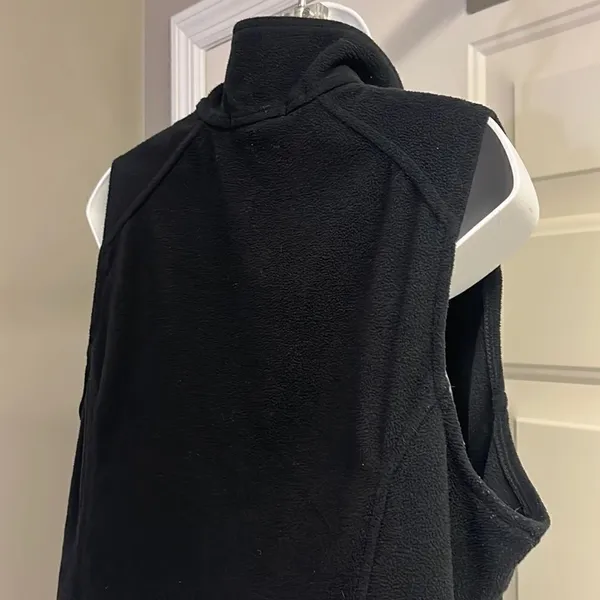 Land’s End Women’s Black Full Zip-Up Fleece Mock Neck Vest with Pockets- Medium - Image 11