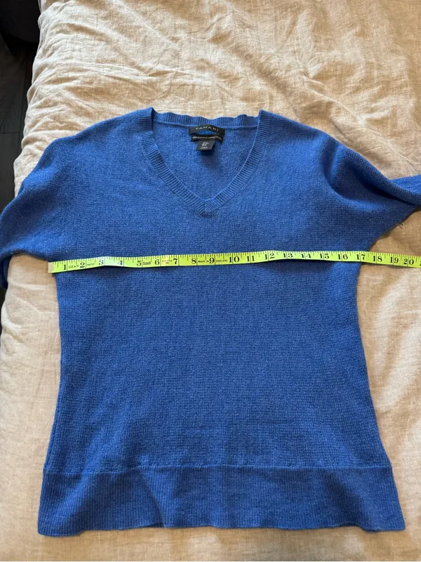 Tahari 100% ExtraFine Merino Wool Blue Sweater - Image 5