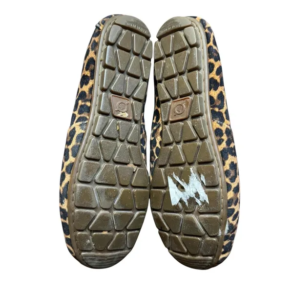 Born Shoes Womens Size 9.5 Brown Leopard Canvas Slip‎ On Flats Comfort D74641 - Image 7