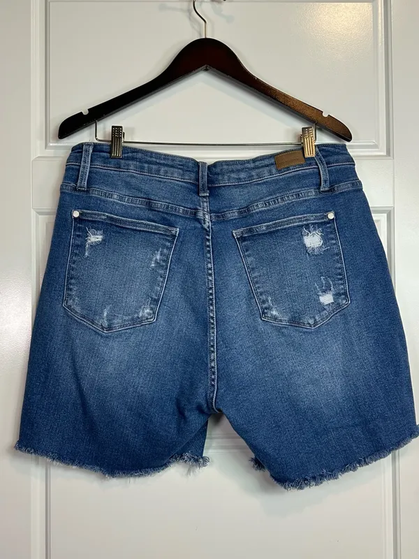 Judy Blue Classic High Rise Embroidered Rainbow Denim Bermuda Shorts Size 18W - Image 4