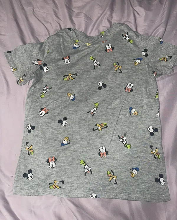 Disney T-shirt - Image 4