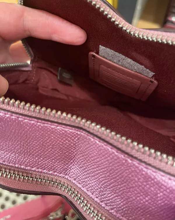 Coach Heart Crossbody Bag in Metalic Crossgrain Leather Lilac CP020 - Image 11