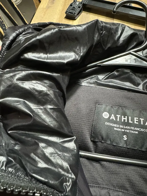 NWOT Athleta rock ridge Jacket size S - Image 5