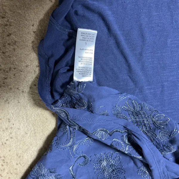 Democracy Boho Embroidered Blouse Women L Blue Puff Sleeve Button Front V-Neck - Image 5