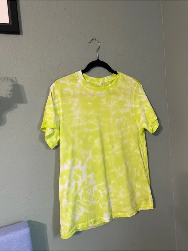 Lululemon All Yours Cotton T-Shirt Size 8/M Marmoleado Tie Dye Eccentric Lime - Image 6