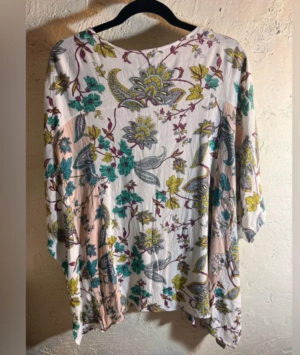 Daytrip Pink and Gold 3/4 Sleeve Boxy Blouse - Image 9