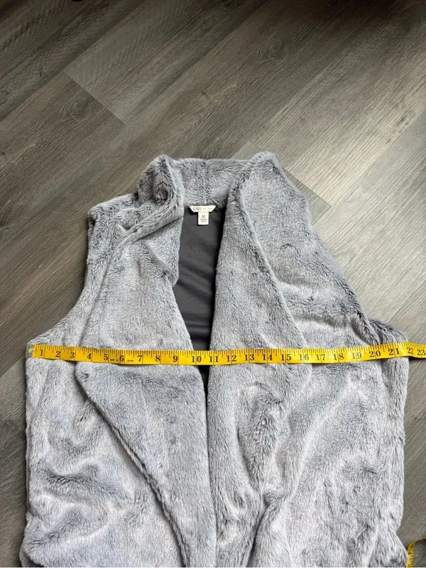 CATO Faux Fur Vest Soft Gray Open Drape With Pockets - Image 9