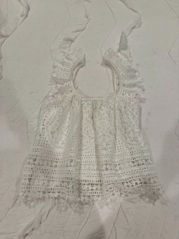 white lace top Size M - Image 2
