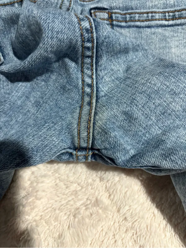 Wrangler skinny jeans size 25 - Image 5