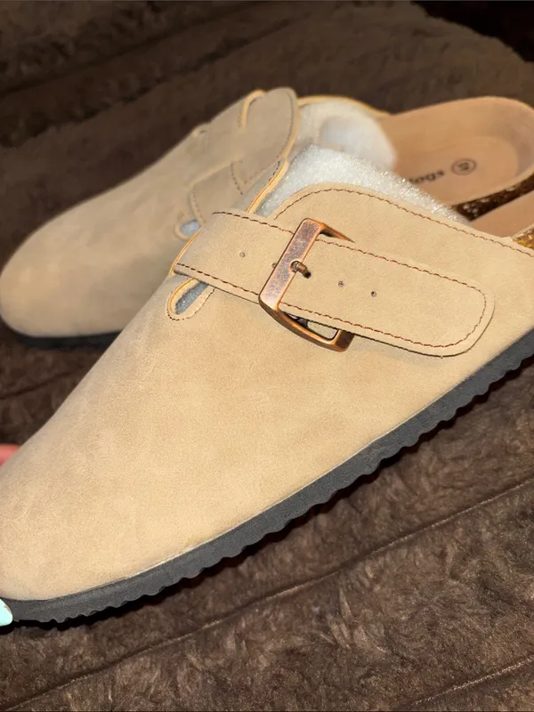 Tan Comfort Clogs Size 13 - Image 3
