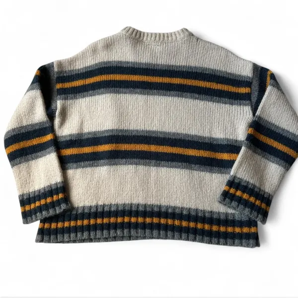 Urban Outfitters sweater - Image 7