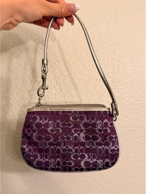 RARE Vintage Sparkly Purple and Silver Coach Wristlet - Image 2
