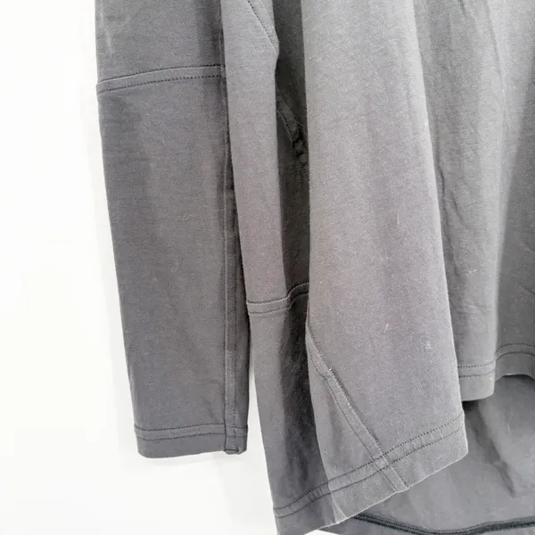 Lululemon Women Black Back In Action V Neck Athleisure Long‎ Sleeve Cotton Top - Image 5