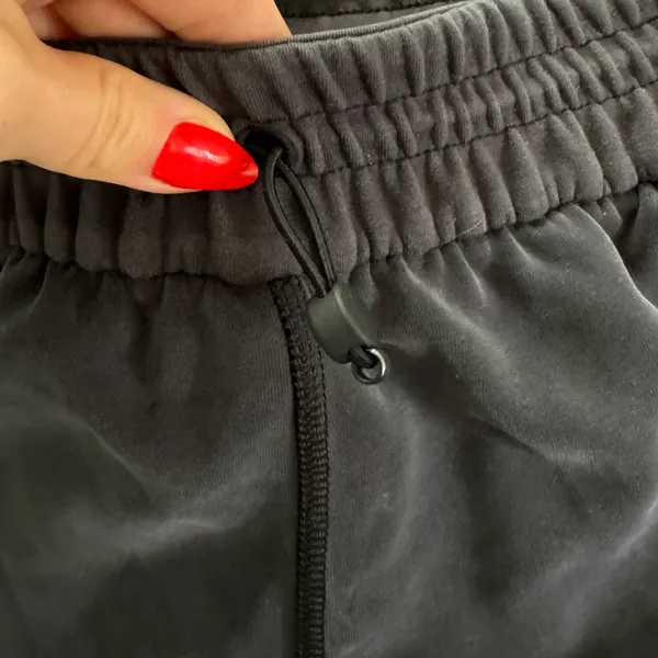Lululemon Soft Stream Shorts - Image 4