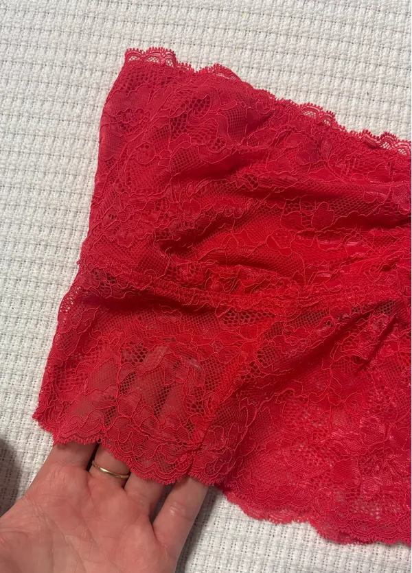 American Eagle Red Lace Bandeau Top - Image 3
