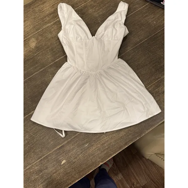 Naked Wardrobe SHIRTING V-NECK CORSET‎ MINI DRESS White Size XS - Image 2