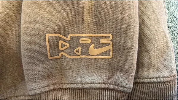 Nike Crewneck Sweatshirt - Image 3