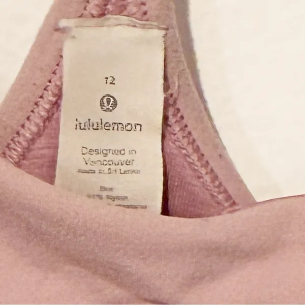 Lululemon Size 12 Flow Y Bra Nulu‎ Light Support A–C Cups - Image 4