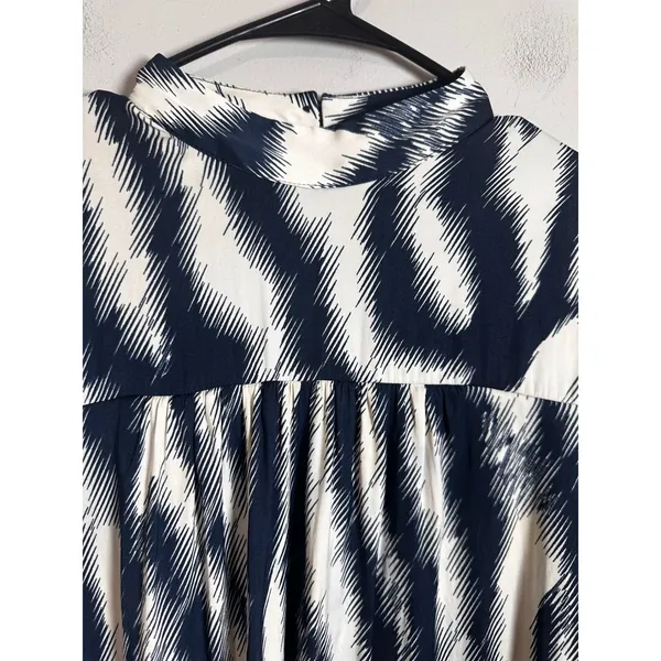 Maison d'Amélie‎ Navy White Abstract Zig Zag Mock Neck Long Sleeve Blouse Large - Image 3