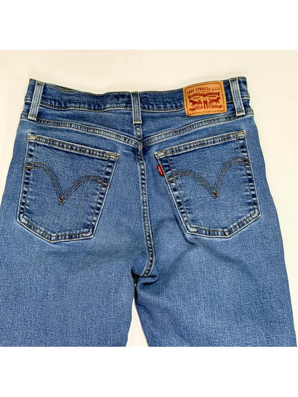 Levi’s Wedgie Straight Jeans Women’s 29 High Rise Distressed 26” Inseam - Image 5