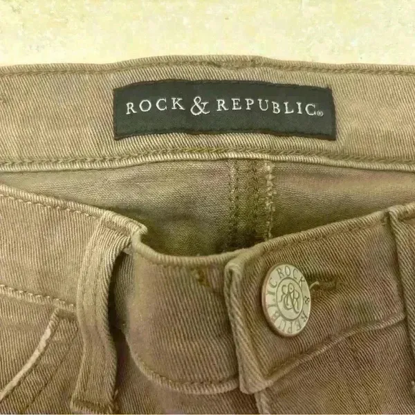 Rock & Republic Kashmiere Taupe Distressed Jeans Women’s Size 6M - Image 6