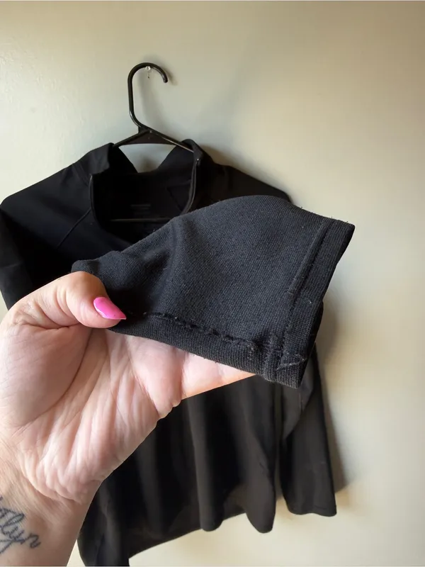 Patagonia Capilene Midweight 1/4 Zip Pullover Women’s Small Black - Image 3