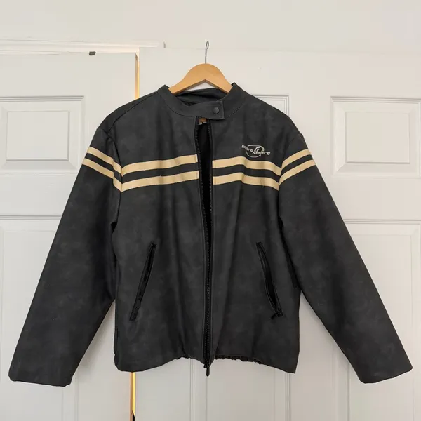 Women's Vegan Leather Jacket - Image 5