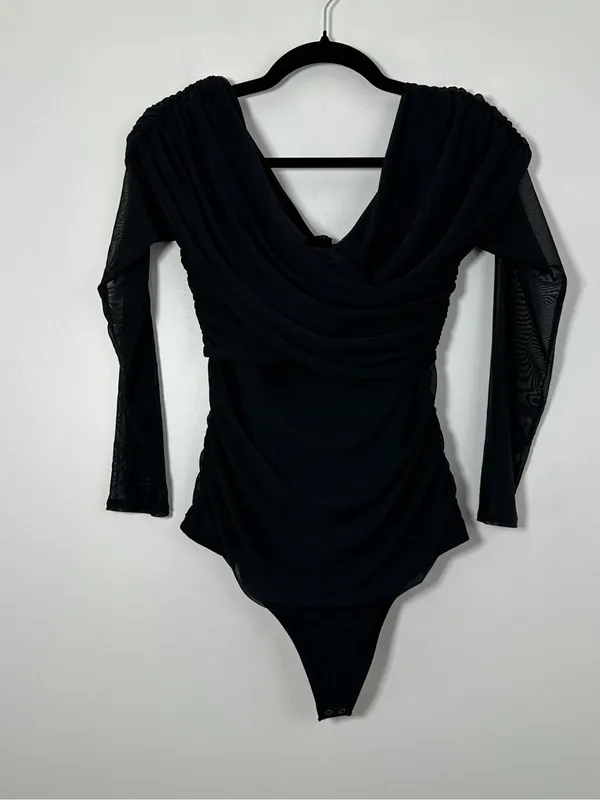 Abercrombie Black Long Sleeve Asymmetrical Wrap Bodysuit Size Medium - Image 2