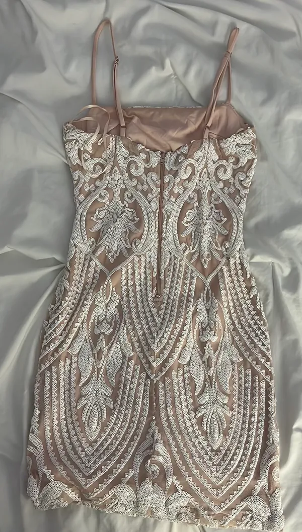 Windsor Homecoming White Patterned Dress - Image 3