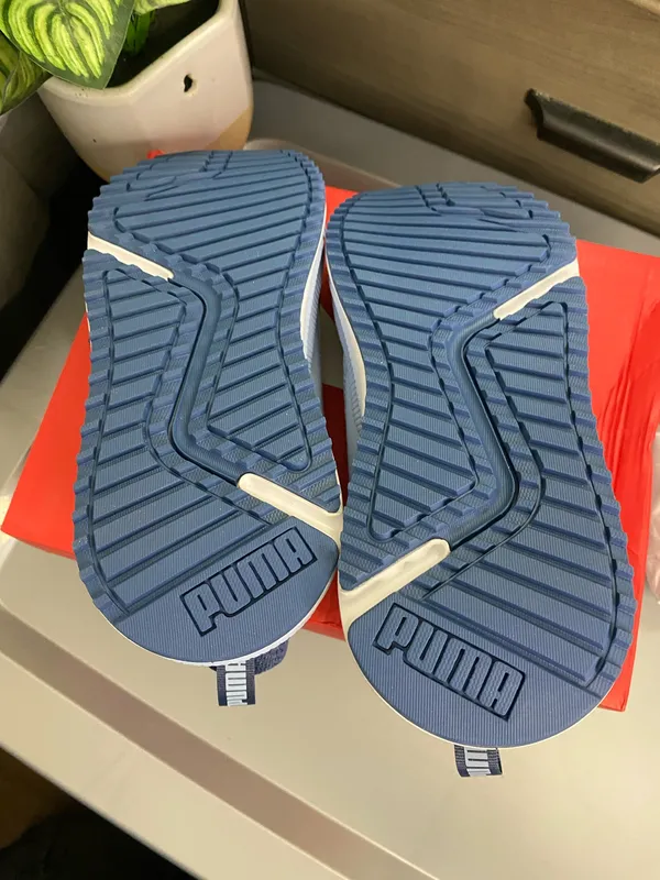 New Women Puma Sneakers Shoes - Image 7