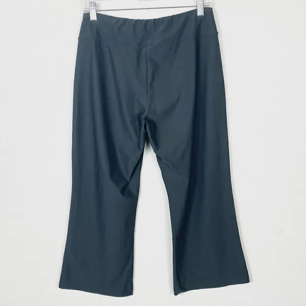 Nike Grey High Waisted Athletic Capri Pants - Image 2
